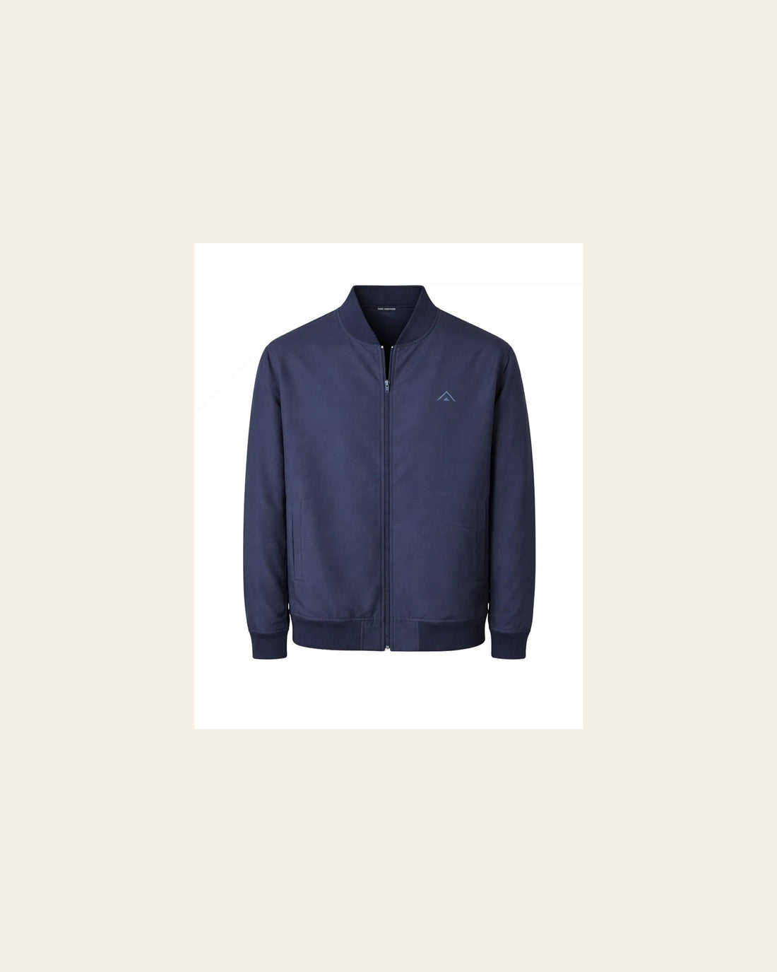The Minimalist Bomber : Structure Meets Presence