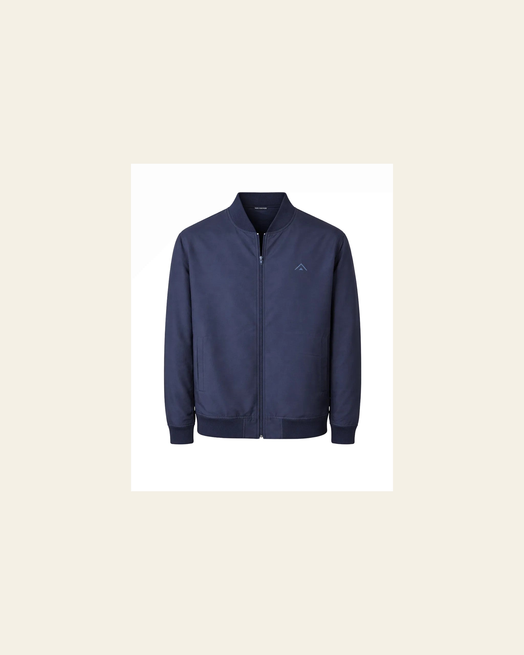 The Minimalist Bomber : Structure Meets Presence