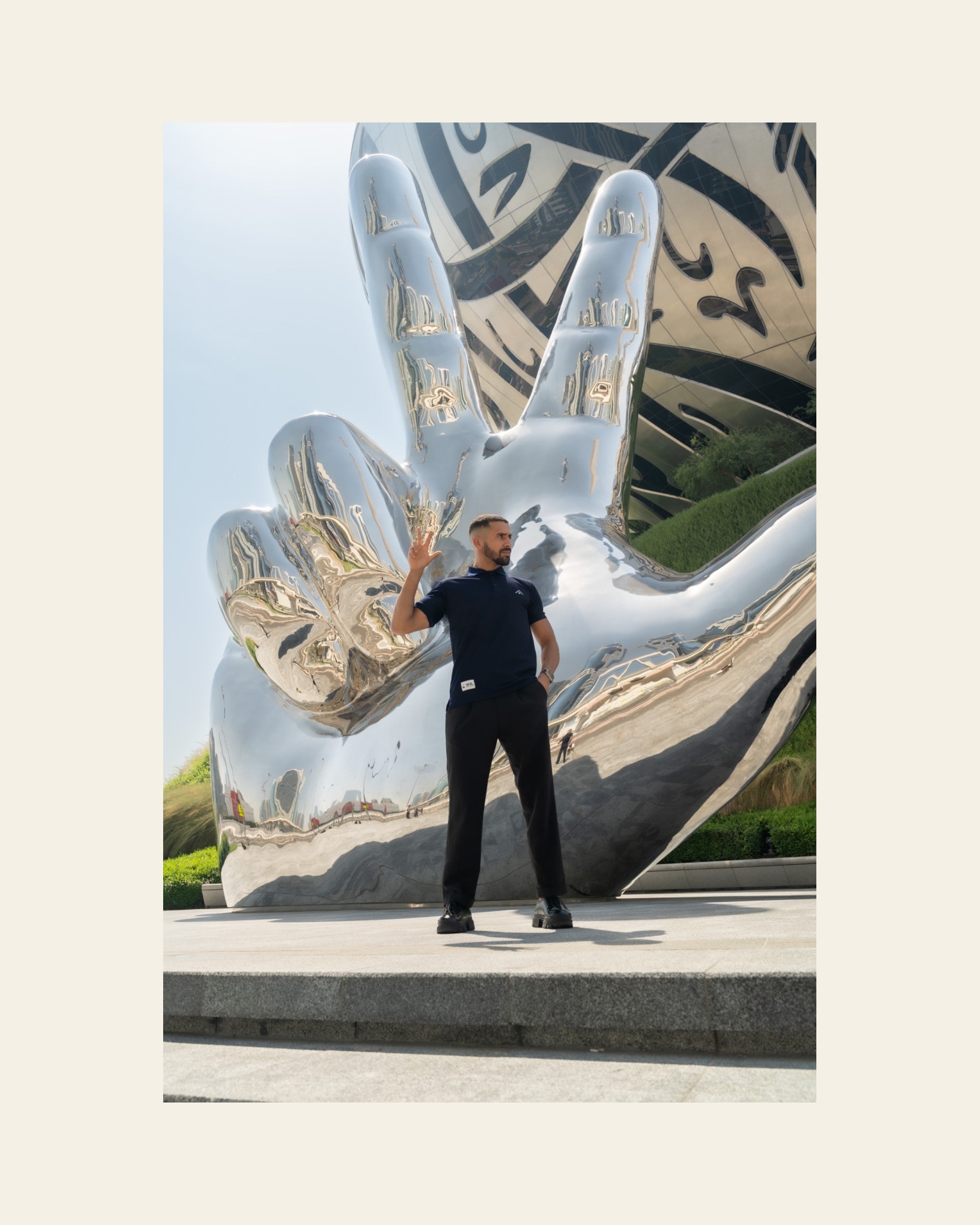 Win Victory Love : A New Standard of Expression